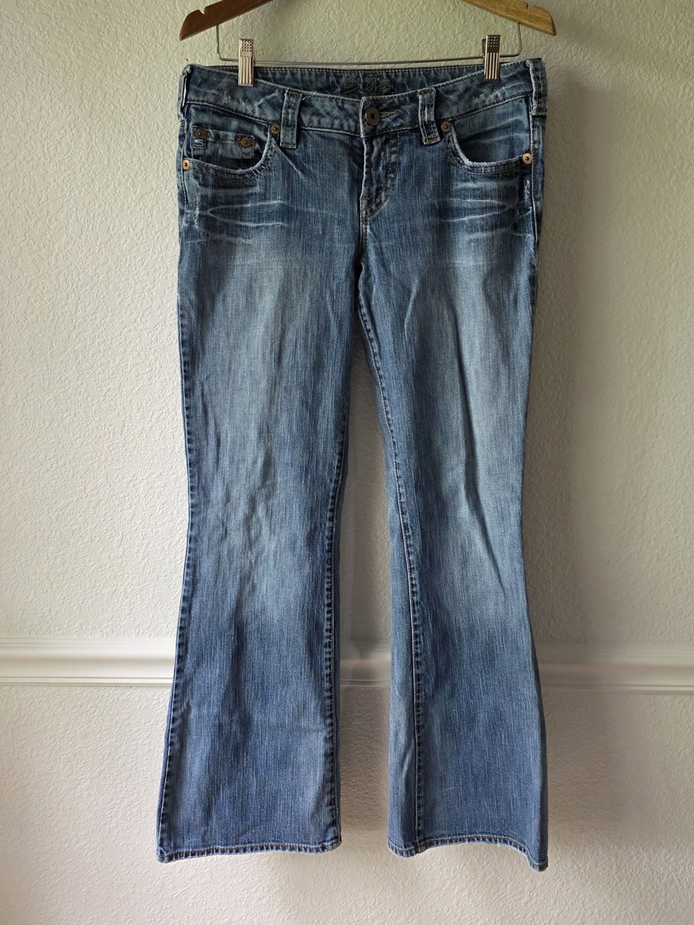 Silver Jeans Women's Aiko Flare Jeans